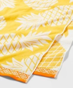 XL Jacquard Pineapple Beach Towel Yellow - Sun Squad™