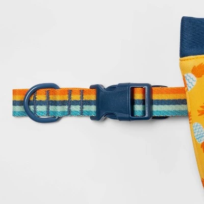 On The Go Dog Treat Holder with Magnetic Closure - Sun Squad™ 2 On The Go Dog Treat Holder with Magnetic Closure - Sun Squad™ - Image 2